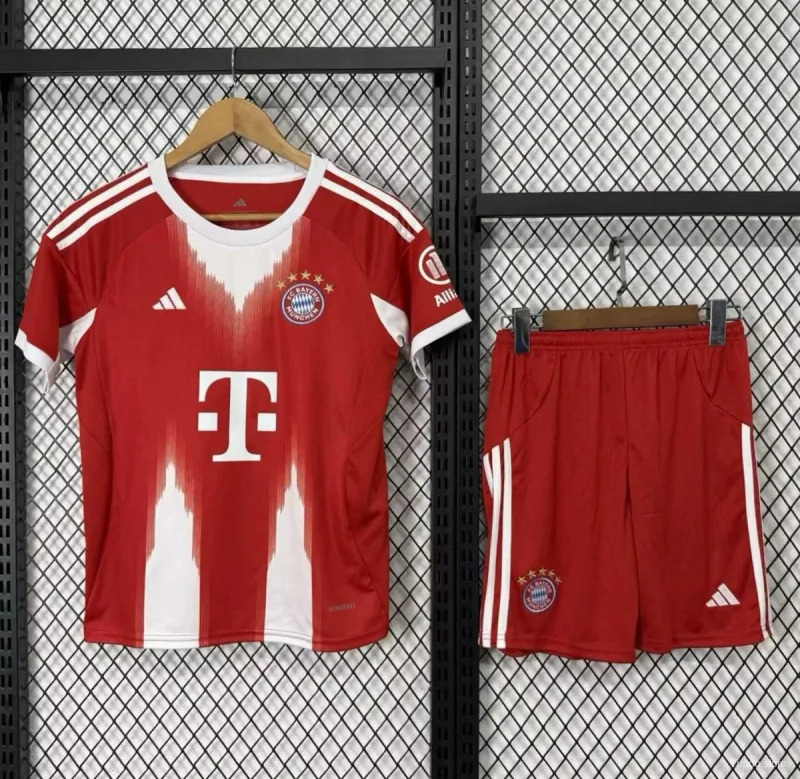 Bayern Munich Home Kit 25/26 - Kids - Free Personalisation + Patches!