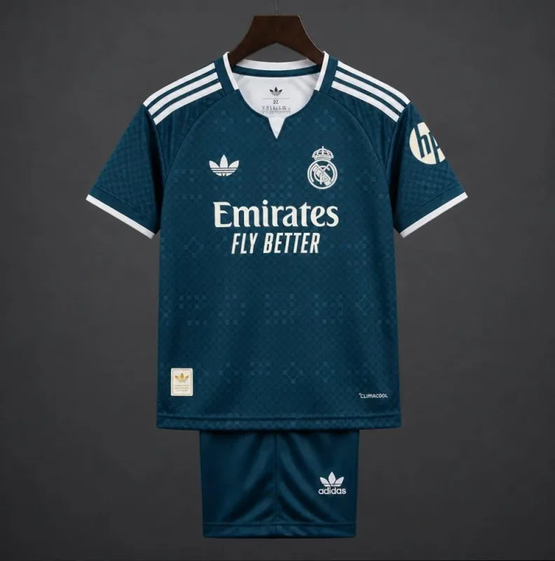 Real Madrid Away Kit 26/27 - Kids - Free Personalisation + Patches!