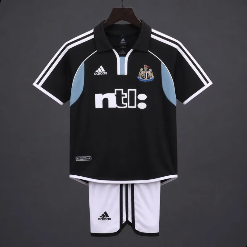 Retro Kids 00/01 Newcastle United Away Jersey Kit