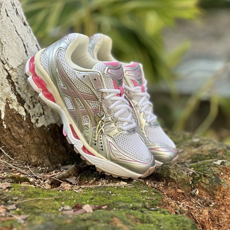 ASICS Gel Kayano 14 Pink/White Silver Trainers Unisex