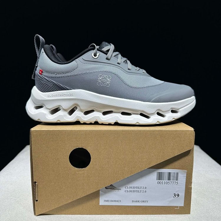 On Running Cloudtilt 2 x Loewe White Grey
