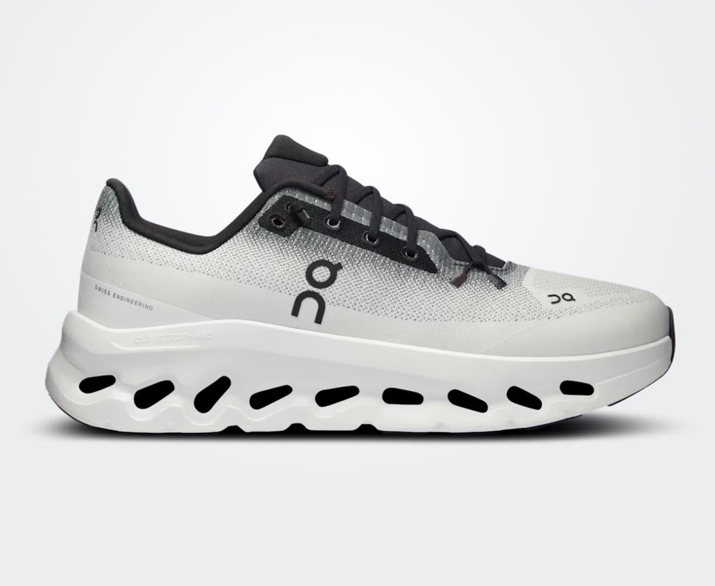 On Running Cloudtilt Black/White Trainers