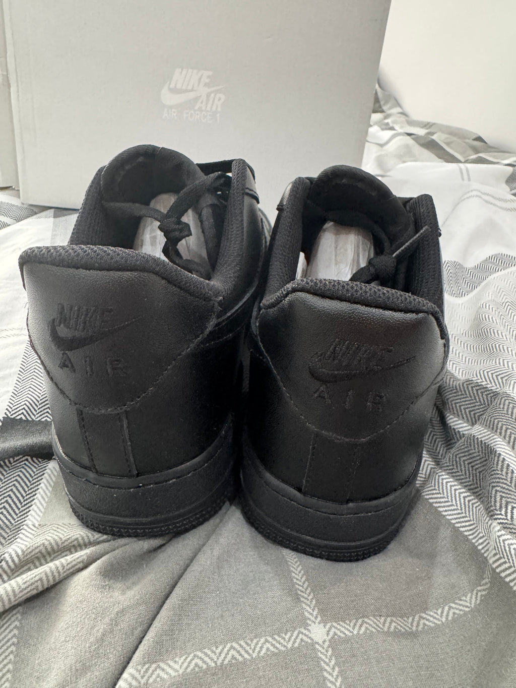 Nike Air Force 1 Black Trainers
