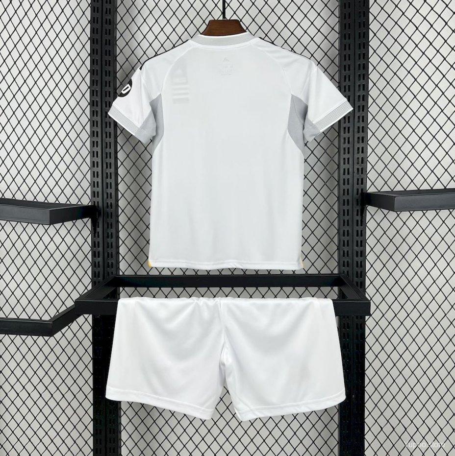 Real Madrid Home Kit 25/26 Fan Edition - Kids - Free Personalisation + Patches!