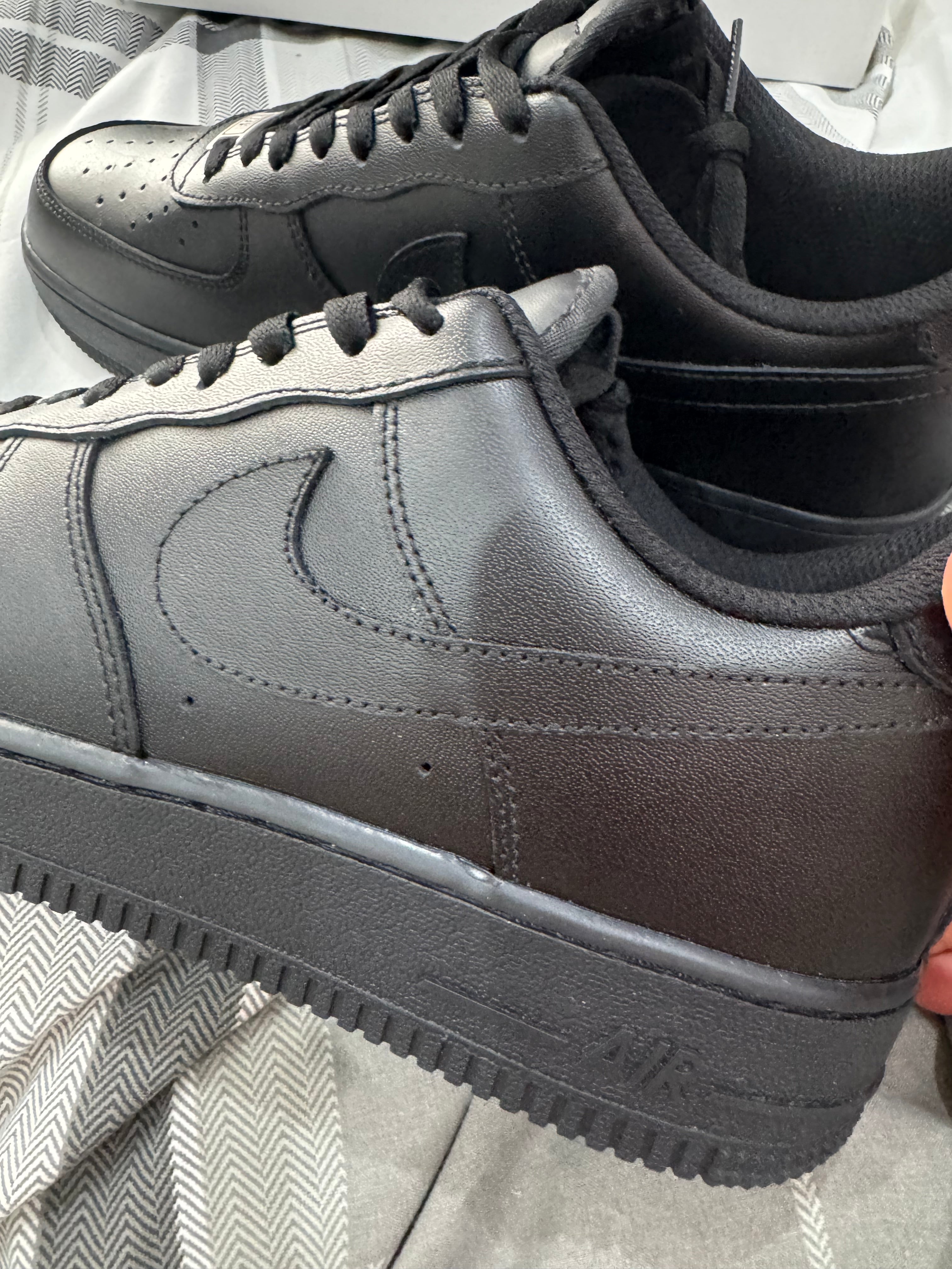 Nike Air Force 1 Black Trainers