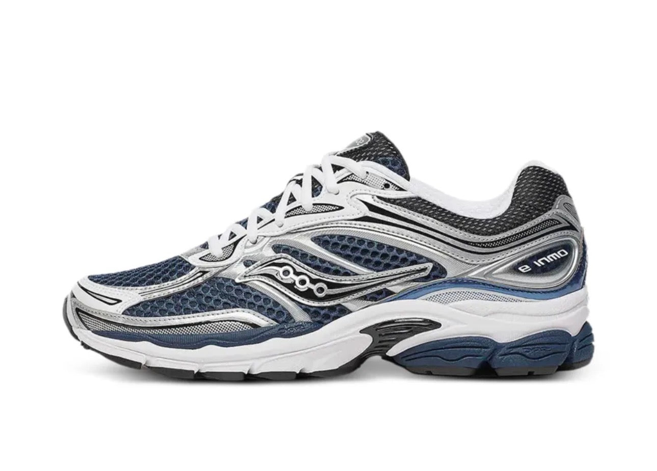 Saucony Progrid Omni 9 Navy Trainers